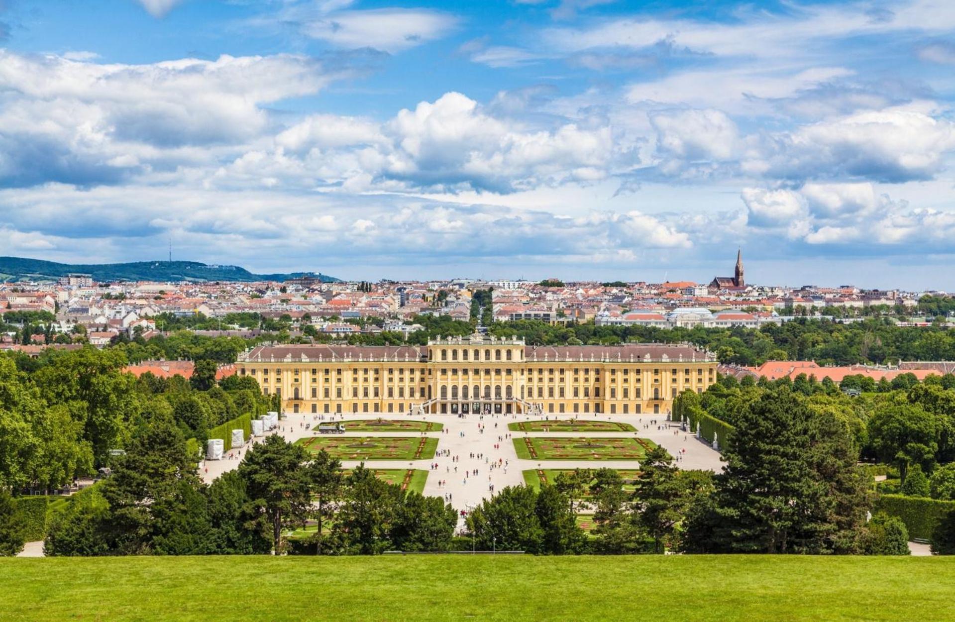 Apartamento Lovely Airbnb Near Schoenbrunn Viena Exterior foto